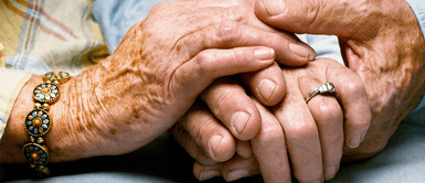 Jubilada defendió a su esposo durante un robo y mató a un ladrón que ingresó a su casa Jubilada defendió a su esposo durante un robo y mató a un ladrón que ingresó a su casa