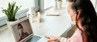 Gracias a la tecnología, podemos contar con servicios de salud a distancia mediante los sistemas de teleconsulta y telemedicina Conoce las diferencias entre teleconsulta y telemedicina