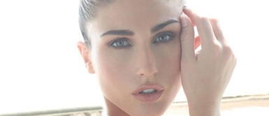 Alessia Rovegno estrena cambio de look Alessia Rovegno transforma su imagen presumiendo un radical cambio de look