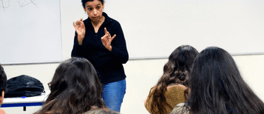 Congreso: proponen crear curso de lengua de señas en universidades públicas Congreso: proponen crear curso de lengua de señas en universidades públicas