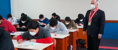 UNI ya prepara a una generación de “hackers buenos” UNI ya prepara a una generación de "hackers buenos" y alista salas para "ciberguerras"