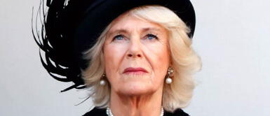 Camila Parker-Bowles se casó el 2005 con el rey Carlos III. Foto: Max Mumby/ Indigo Camila Parker exhibe su propia versión del icónico vestido de la venganza de Lady Di