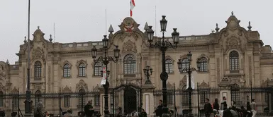 Fiscalía allana Palacio de Gobierno para incautar cámaras de video Fiscalía allana Palacio de Gobierno para incautar cámaras de video