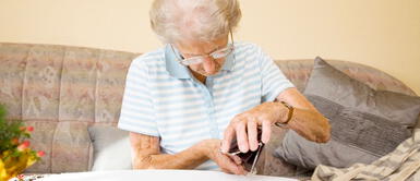 Los padres podrán solicitar una pensión de alimentos para cubrir sus gastos mensuales. ¿Los hijos deben pagar una pensión de alimentos a sus padres?