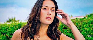 Natalia Salas se apodera de la nostalgia de las prendas tejidas en un sublime look casual Natalia Salas se apodera de la nostalgia de las prendas tejidas en un sublime look casual