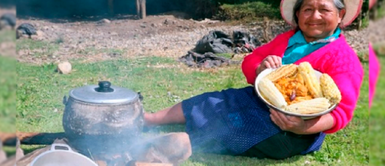 Lucinda Tacanga, la exitosa "youtuber" y notable cocinera en La Libertad Lucinda Tacanga, la exitosa "youtuber" y notable cocinera en La Libertad