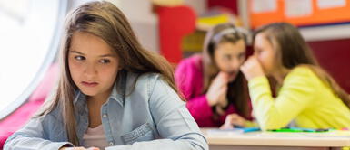 Los padres de familia y alumnos podrán denunciar los casos de bullying en las escuelas ante el Minedu. ¿Cómo denunciar el 'Bullying' y ciberacoso ante el Minedu? Alerta la agresión