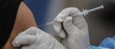 La vacunación protege a personas contra el coronavirus. Vacunación del 2 al 4 de noviembre: conoce dónde se inmunizará contra la COVID-19