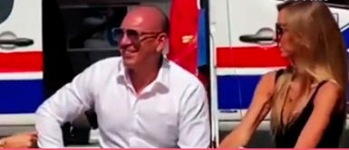 Karla Tarazona: su ex Rafael Fernández es visto con guapa y misteriosa joven en salidas RAFAEL FERNÁNDEZ, ex de KARLA TARAZONA, es capatado con misteriosa joven: "Es una amiga"