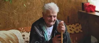 Hombre desapareció hace 30 años y sorprende al regresar a su casa con la misma ropa Hombre desapareció hace 30 años y sorprende al regresar a su casa con la misma ropa