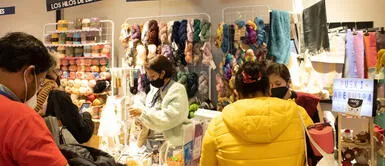 Lima teje ¿Fanáticos del tejido? Segunda edición del festival Lima Teje congrega a lo mejor de la comunidad tejedora del Perú