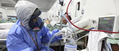 Un paciente hospitalizado a causa del nuevo coronavirus. Perú reporta 3,626 NUEVOS CONTAGIOS y 335 hospitalizados en las últimas 24 horas | VIDEO