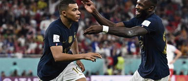 En los 60 y 70, Francia padeció de la crisis futbolística. Detectaron las zonas potenciales y hoy son favoritos par ganar el Mundial Francia y la razón por el cual cuenta con muchos futbolistas de origen africano