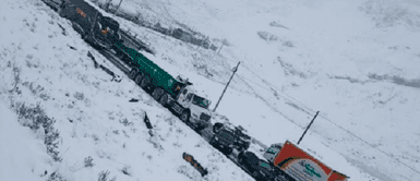 Carretera Central es cerrada tras intensa nevada: vehículos quedan varados en Ticlio Carretera Central es cerrada tras intensa nevada: vehículos quedan varados en Ticlio