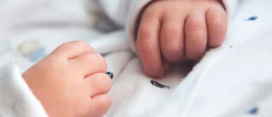 Miles quieren adoptar a la bebé sobreviviente. Miles de personas desean adoptar a la bebé que sobrevivió al terremoto en Siria