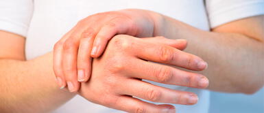 Conoce qué hacer para evitarlo. ¿Por qué se me pelan las manos y cómo prevenirlo?