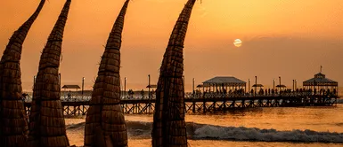 Trujillo: Surfista canadiense murió electrocutado en playa Huanchaco Trujillo: Surfista canadiense murió electrocutado en playa Huanchaco