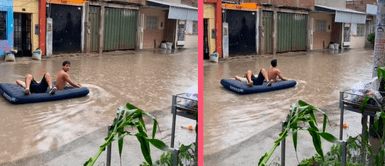 Jovenes navegan por la inundación con un colchón inflable y se vuelven virales en TikTok Jovenes navegan por la inundación con un colchón inflable y se vuelven virales en TikTok