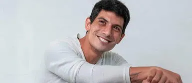 Luis Baca asumirá un nuevo reto en la conducción del programa. ¿Qué fue de la vida de Luis Baca, actor que participó en “La voz”, “El artista del año” y “Junta de vecinos”?