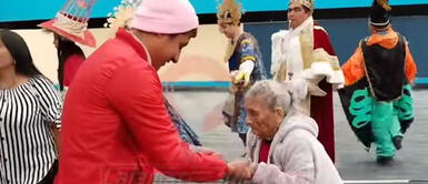 La señora se ganó la admiración de los usuarios. Mujer de 103 años baila sin parar en carnaval de Cajamarca y causa furor en las redes sociales