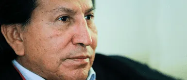 Alejandro Toledo se entregó a las autoridades de EE.UU. para su extradición Alejandro Toledo se entregó a las autoridades de EE.UU. para su extradición