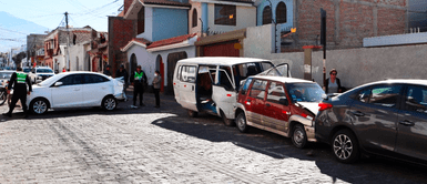 Movilidad escolar protagoniza choque quíntuple dejando alumnos de 9 y 10 años heridos Movilidad escolar protagoniza choque quíntuple dejando alumnos de 9 y 10 años heridos