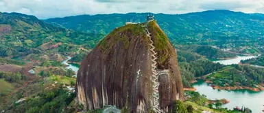 No te puedes perder esta gran oportunidad de conocer Antioquia ¿Planeando un viaje a Antioquia? Aquí tienes las mejores formas de llegar desde Lima