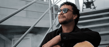 Andrés Cepeda estrena su nueva producción discográfica 'Décimo Cuarto' Andrés Cepeda domina la escena romántica con su nuevo álbum 'Décimo Cuarto': "Me siento orgulloso de defender mi género"