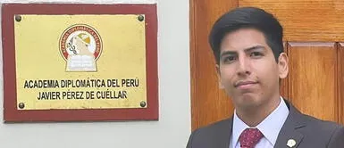 El joven se mostró orgulloso por este logro. ¡Orgullo de la UNMSM! Sanmarquino ingresa en primer lugar a la Academia Diplomática del Perú
