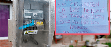Padre soltero y sin empleo suplica que no le corten el servicio de electricidad. Padre soltero y desempleado suplica que no le corten la luz: "Me quedé sin trabajo, estoy solo con mis dos hijas"