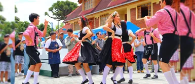 Oxapampa se viste de gala en Fiestas patrias: conoce un pedacito de Europa en la Selva Central del Perú Oxapampa se viste de gala en Fiestas patrias: conoce un pedacito de Europa en la Selva Central del Perú