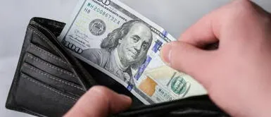 ¿Un Dólar en la Billetera? La Creencia que Atrae la Abundancia y el Éxito ¿Por qué debes tener un dólar en tu billetera? ¿Es de buena suerte?