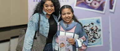 Valentina Montoya, de 13 años, lanza libro de recetas para niños Valentina Montoya, de 13 años, lanza libro de recetas para niños