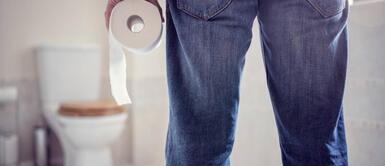 Papel higiénico en el inodoro ¿Es mejor TIRAR el papel higiénico al inodoro o al tacho de basura? NUNCA volverás a hacerlo