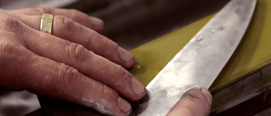 Por qué nunca se debe afilar un cuchillo con otro ¿Por qué jamás se debe afilar un cuchillo con otro en la cocina?