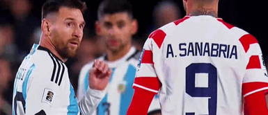 Lionel Messi estalla en ira con Sanabria por escupitajo Lionel Messi estalla en ira con Sanabria por escupitajo