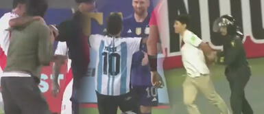 Hinchas ingresan a la cacha para saludar a Lionel Messi Hinchas ingresan a la cacha para saludar a Lionel Messi