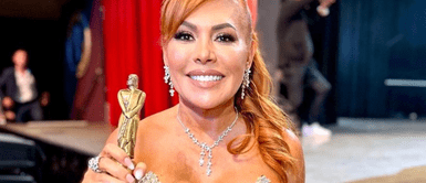 Magaly Medina es elegida como mejor conductora de TV en los 'Premios Martín Fierro'. Magaly Medina es galardonada como mejor conductora de TV en los 'Premios Martín Fierro'