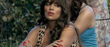 Karol G debuta en la actuación en una narcoserie con su papel de 'Griselda' junto a Sofía Vergara Karol G debuta en la actuación en una narcoserie con su papel de 'Griselda' junto a Sofía Vergara