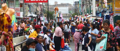 Gamarra como luce diciembre Gamarra inundada de gente por fiestas de Navidad y Fin de Año