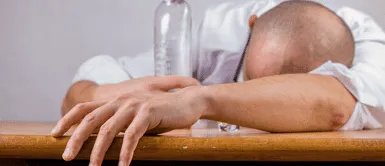 ¿Por qué 'borras casette' después de BEBER mucho alcohol? Esto pasa con tu MEMORIA ¿Por qué 'borras casette' después de BEBER mucho alcohol? Esto pasa con tu MEMORIA