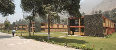 El mejor colegio de Lima se encuentra en Lurigancho y solo recibe a estudiantes seleccionados El mejor colegio de Lima se encuentra en LURIGANCHO y solo recibe a estudiantes seleccionados