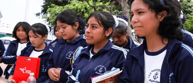 ● 80 de cada 100 jóvenes entre 17 y 18 años lograron concluir su educación secundaria. Día Internacional de la Educación: Solo el 30.9 % de jóvenes peruanos logró transitar a la educación superior