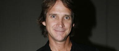 Christian Thorsen se ganó el cariño del público por su papel de "Platanazo" en "Al fondo hay sitio". Christian Thorsen desmiente haber muerto con peculiar mensaje: “Al menos escriban bien mi nombre”