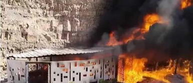 Santuario de Chapi se quema durante misa por cientos de velas de feligreses Santuario de Chapi se quema durante misa por cientos de velas de feligreses
