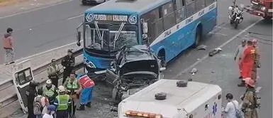 Vía Evitamiento: Bus El Chino genera triple choque y habría dejado un fallecido Vía Evitamiento: Bus 'EL CHINO' genera TRIPLE CHOQUE y habría dejado un fallecido