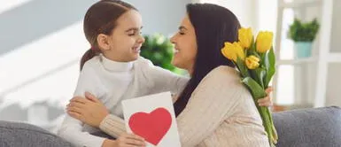 Frases breves, especiales y únicas para las mamás. Día de la Madre en España: 100 frases cortas y ORIGINALES para decirle a mamá que la amas el 5 de mayo