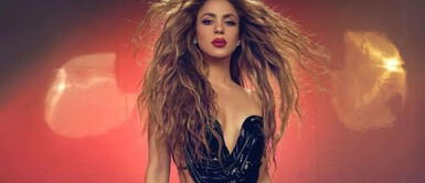 Look MET GALA Shakira debuta en la MET Gala 2024 enfundada en un apasionante look total red de Carolina Herrera