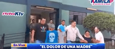 Madre LLORA DESGARRADORAMENTE por su hijo al ser TRASLADADO a la Depincri: "Por qué, hijito, por qué" Madre LLORA DESGARRADORAMENTE por su hijo al ser TRASLADADO a la Depincri: "Por qué, hijito, por qué"