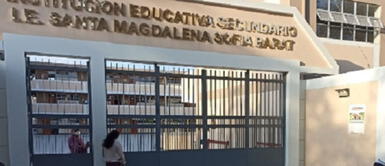 Más de 100 niñas CAEN DESMAYADAS durante extraño suceso en colegio Santa Magdalena Sofía en Chiclayo ¡Alarmante! Más de 100 niñas CAEN DESMAYADAS durante extraño suceso en colegio Santa Magdalena Sofía en Chiclayo